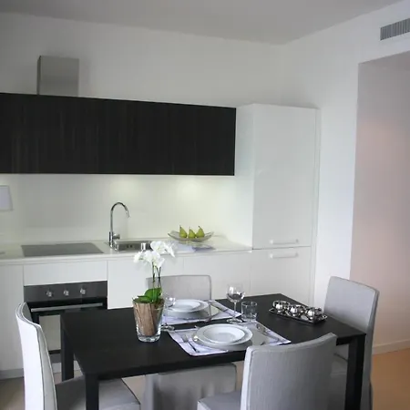 Bellagio Lake Apartmán